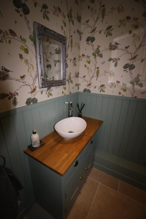 Ryefield Cottage - Luxurious Self-Catered Holiday Cottage With A Log Burner Chichester Luaran gambar